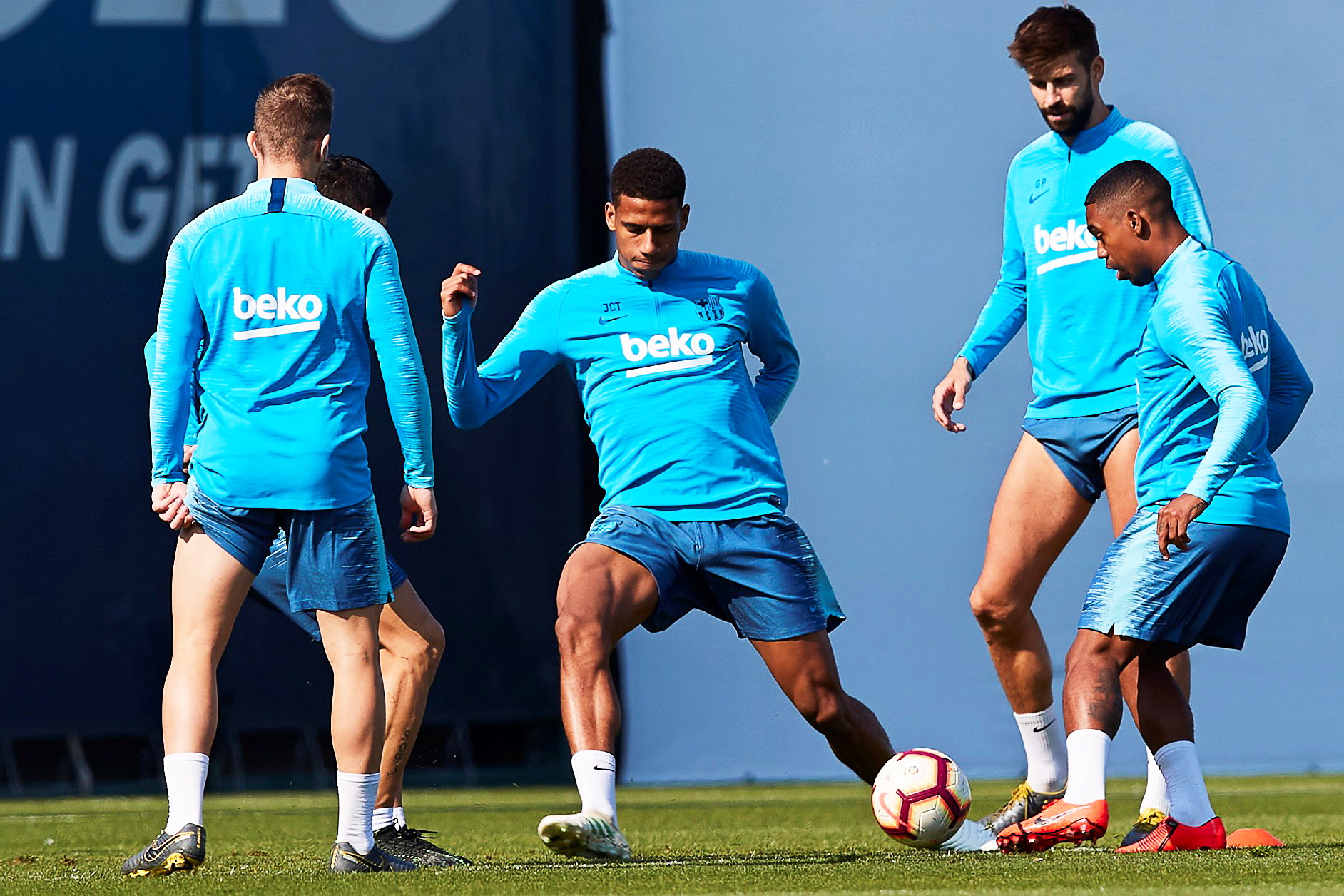 kaiyun-关于上海久事发布备战花絮，冲刺阶段内部沟通，西甲任务艰巨，身体对抗强度拉满的信息-kaiyun